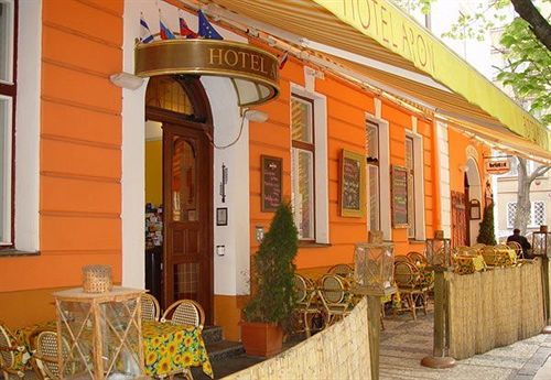 Hotel Aron