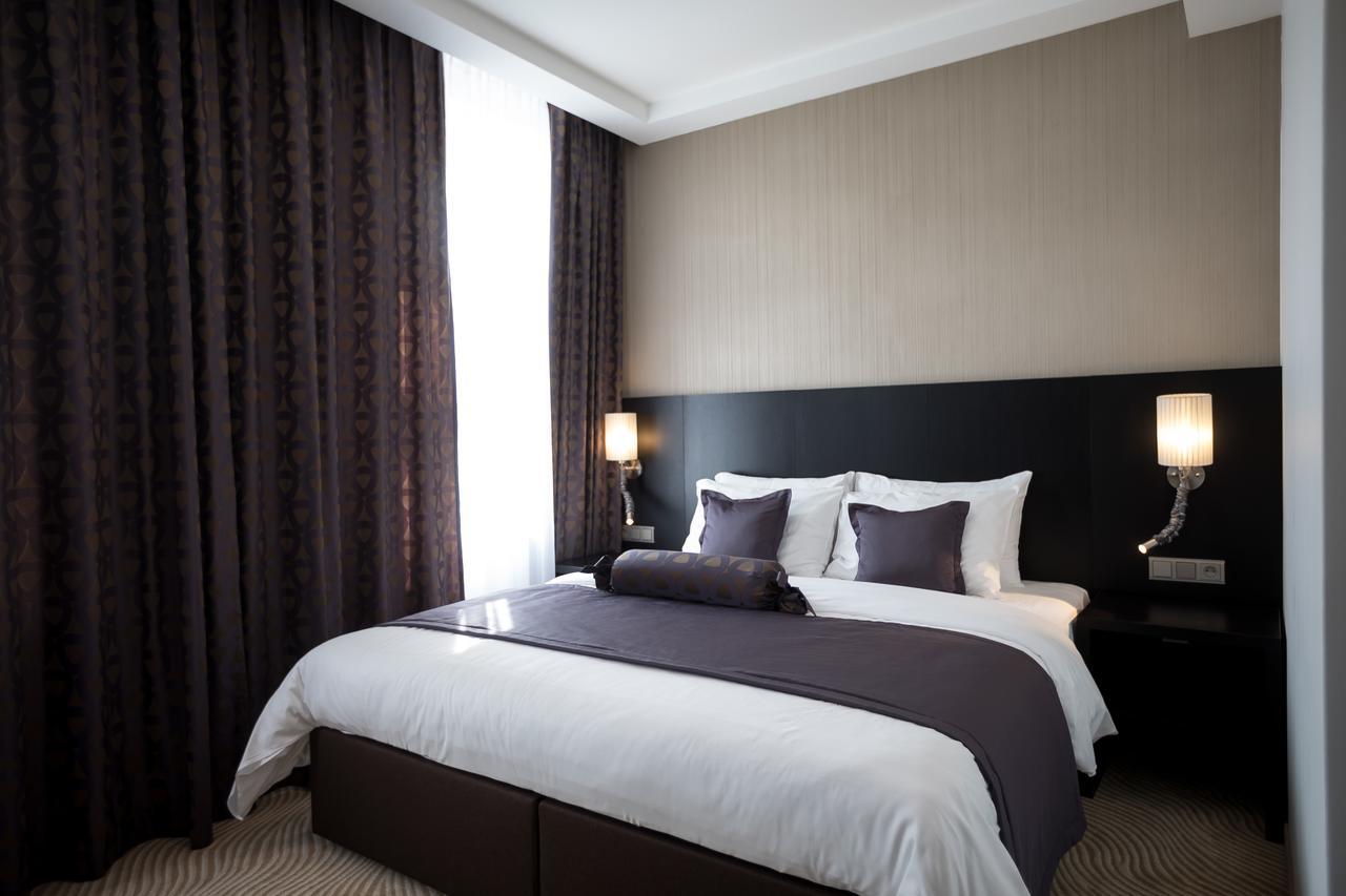 Myo Wenceslas Hotel