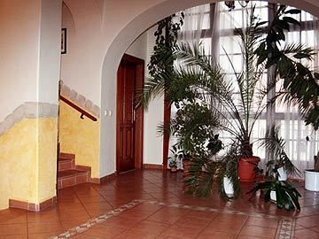 Little Quarter Hostel *