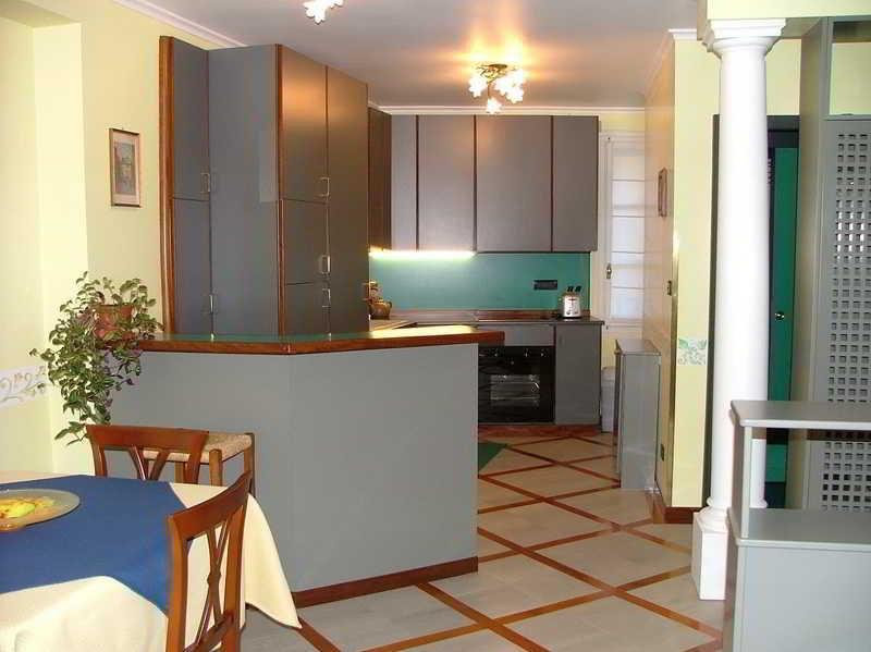 Tynska Apartment