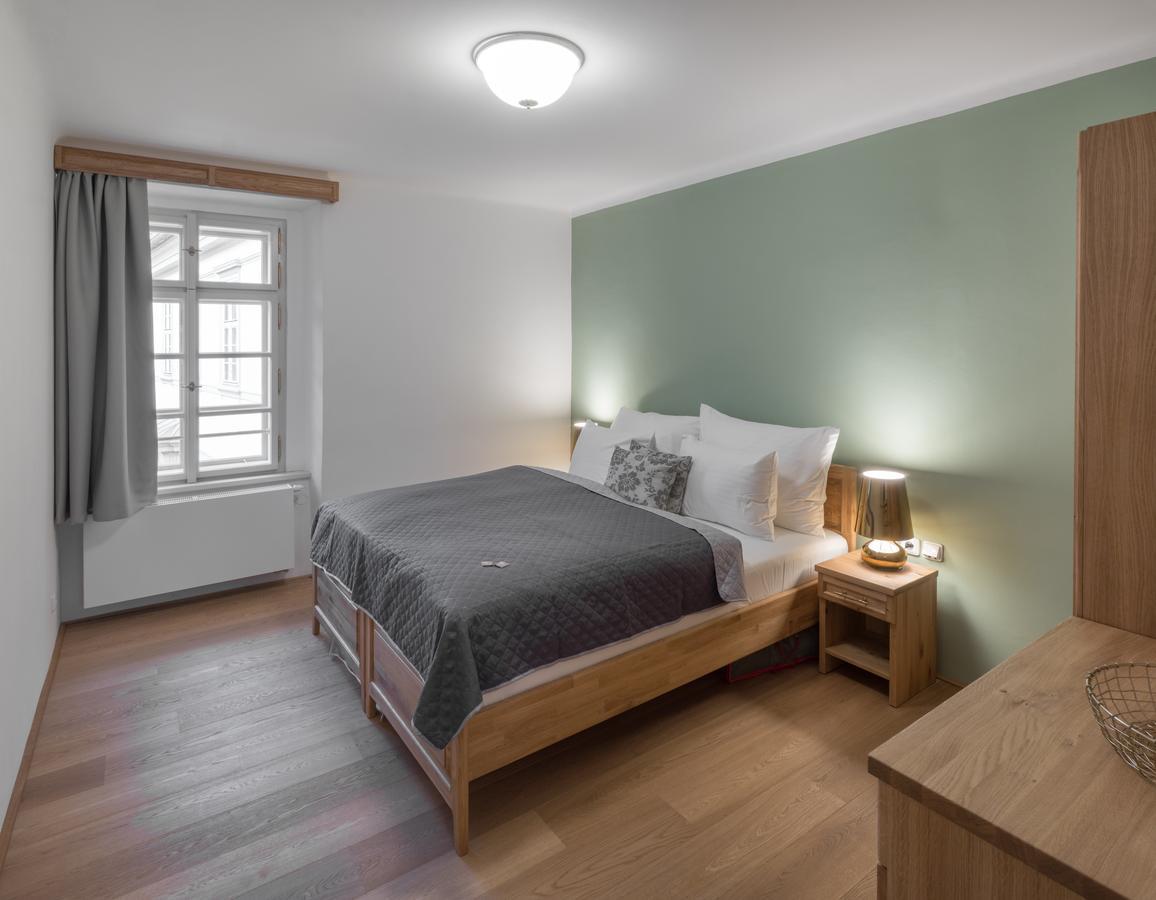 Blue Oak 4*