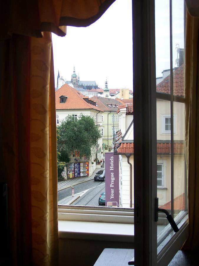 U Krize 3* Prague