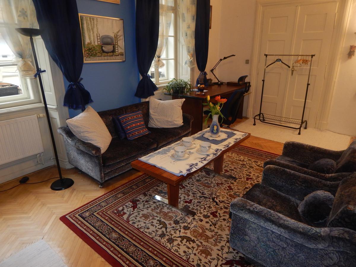 Miraculous Apartamento