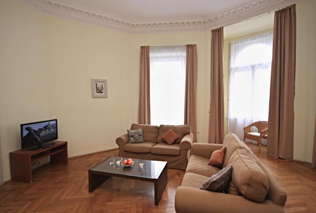 Appartement River View *