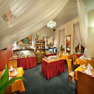 Aron Hotel 3*