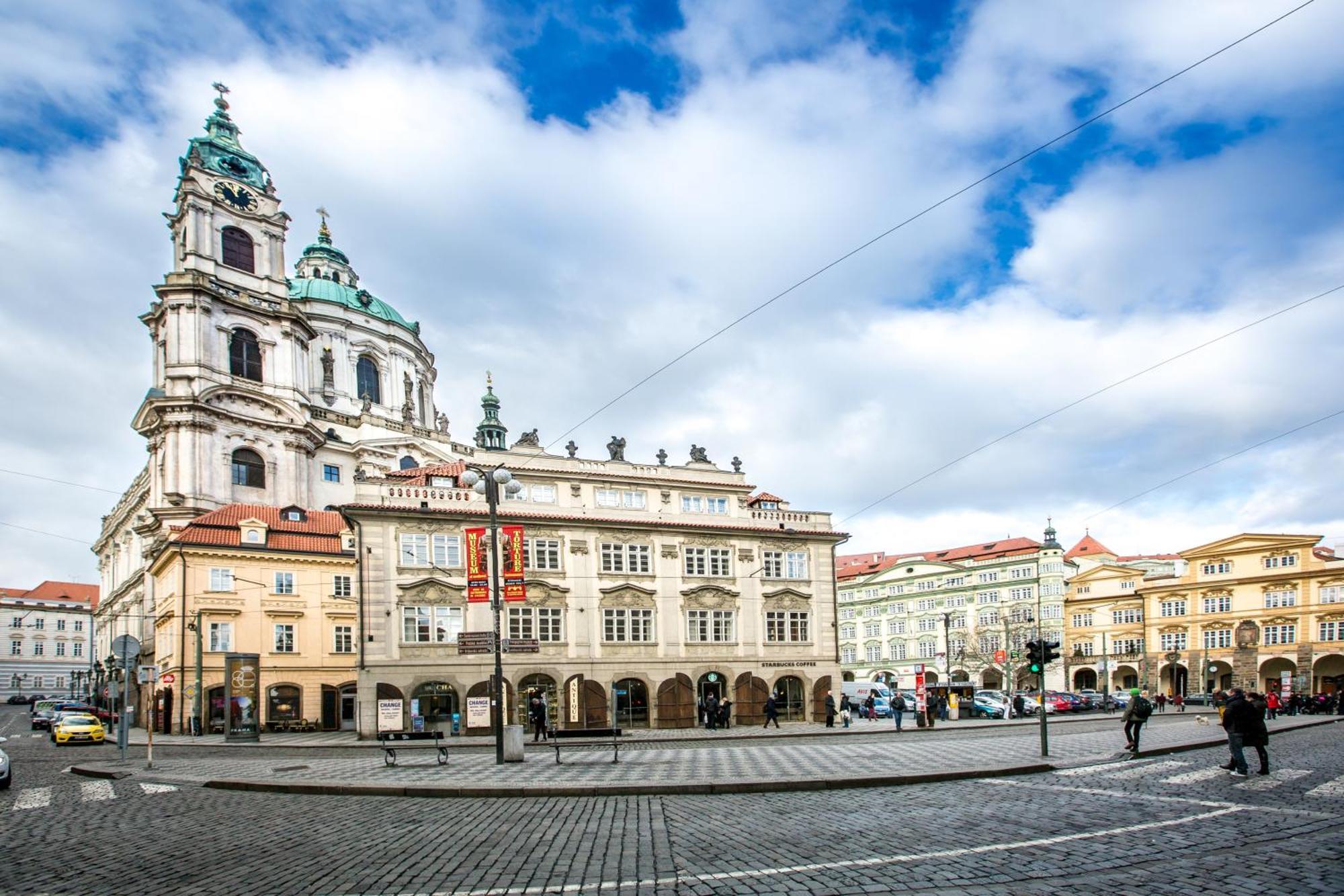 Miss Sophie's Charles Bridge Hotel 4*