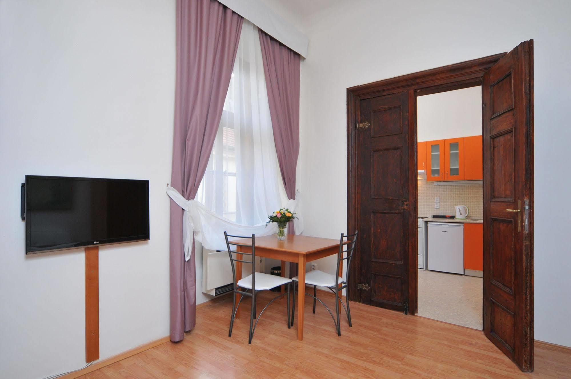 House Anenska Apartment