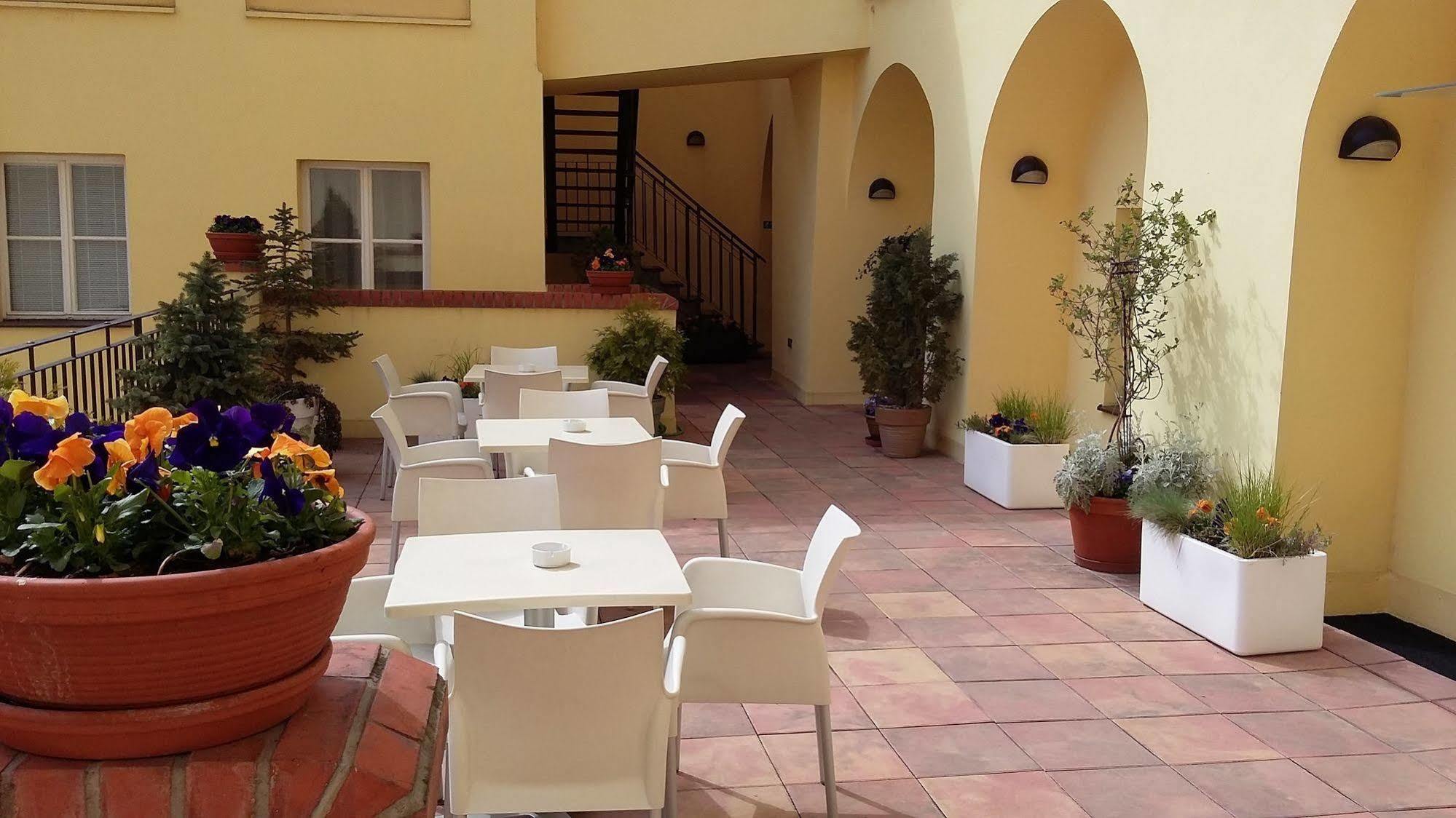 Domus Henrici 4* Praga
