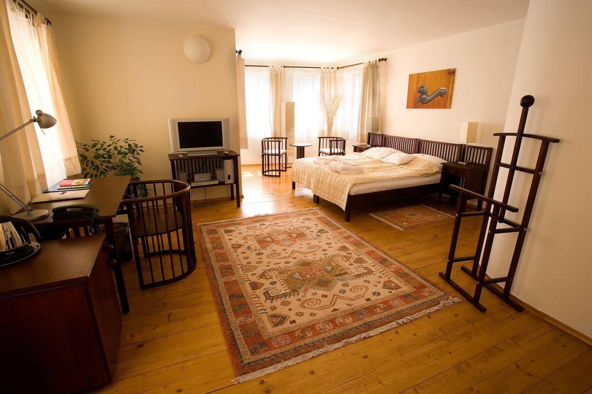Domus Henrici 4* Praga