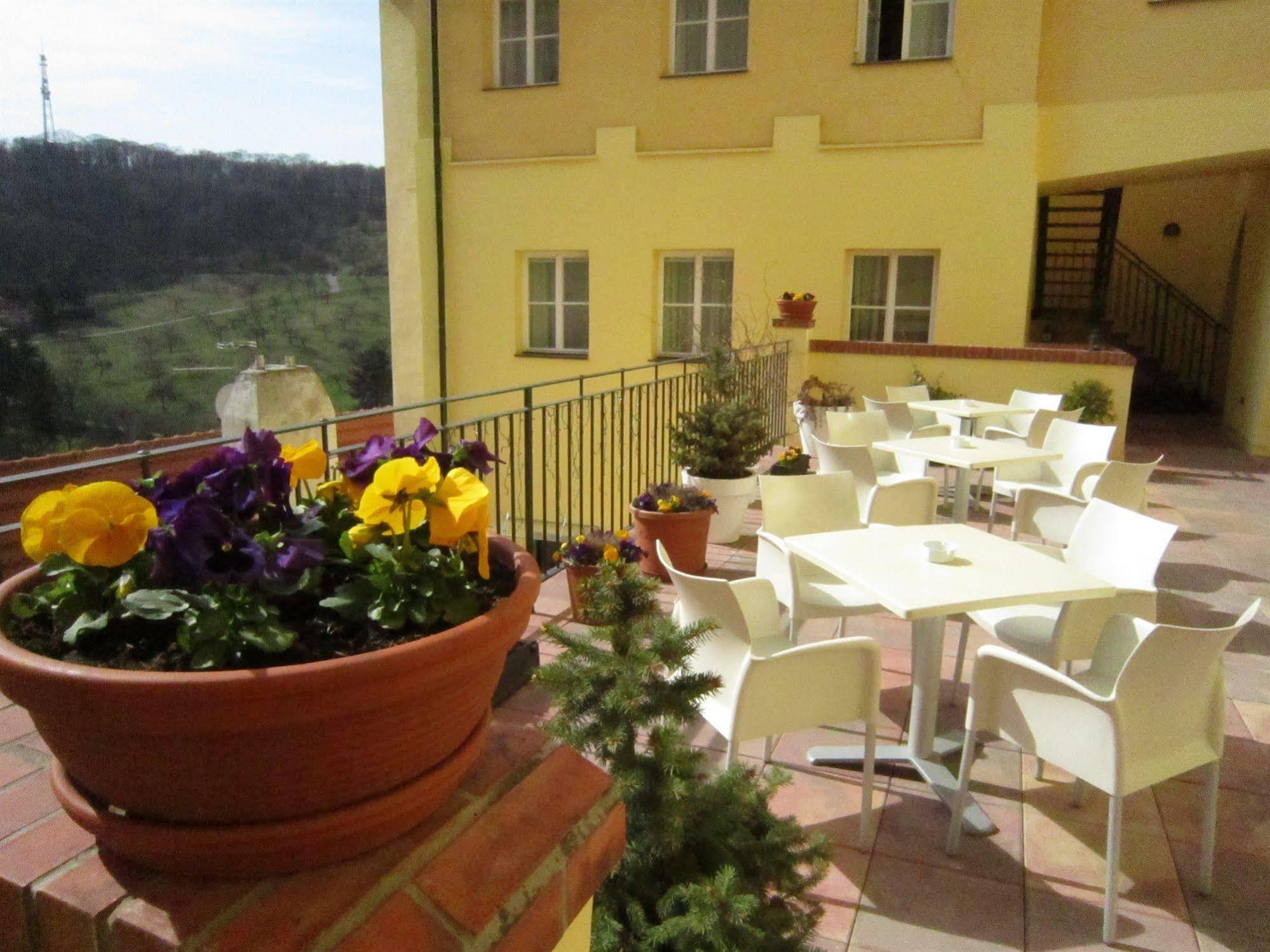 Domus Henrici 4* Praga