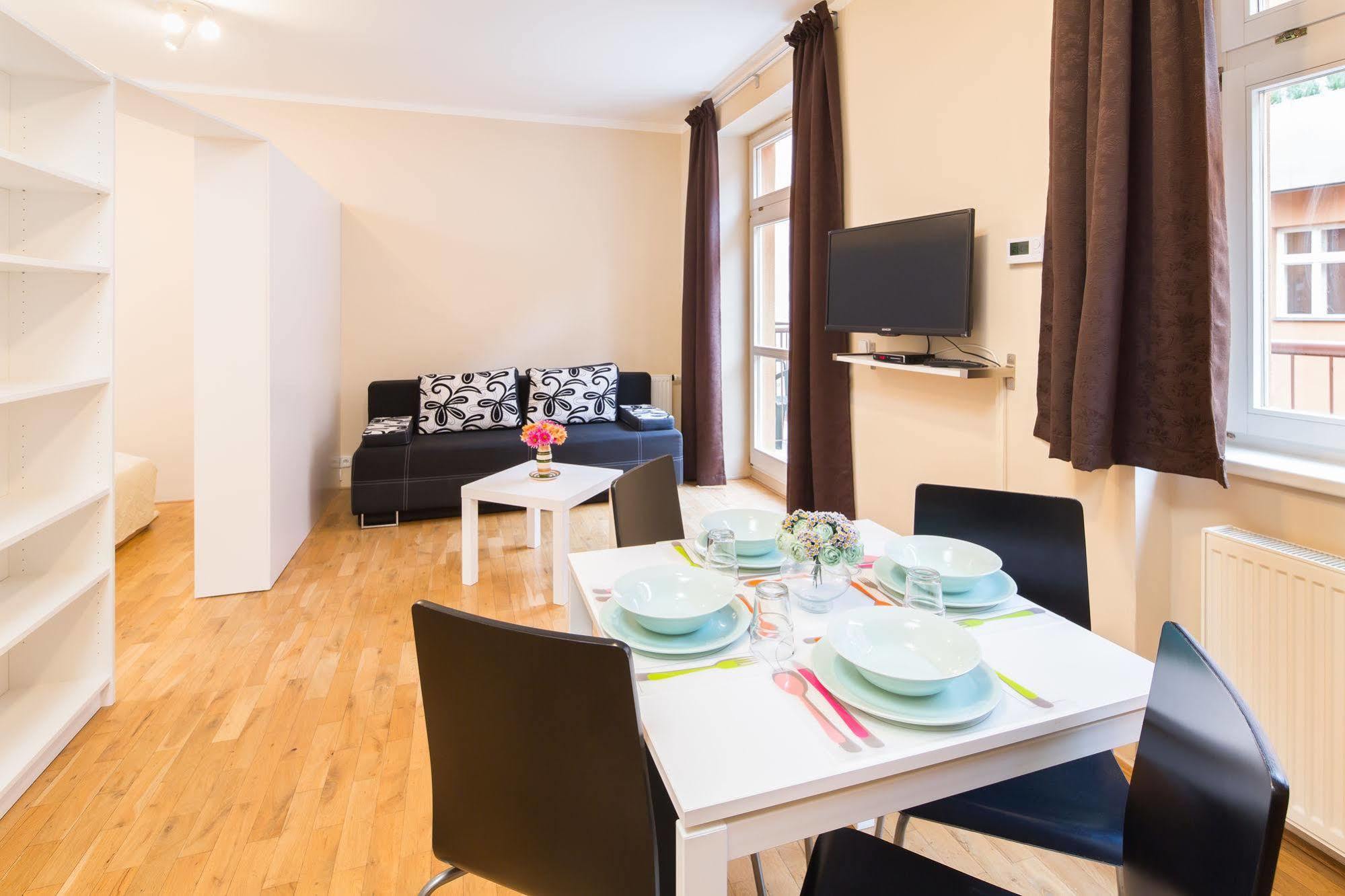 Apartment Picasso