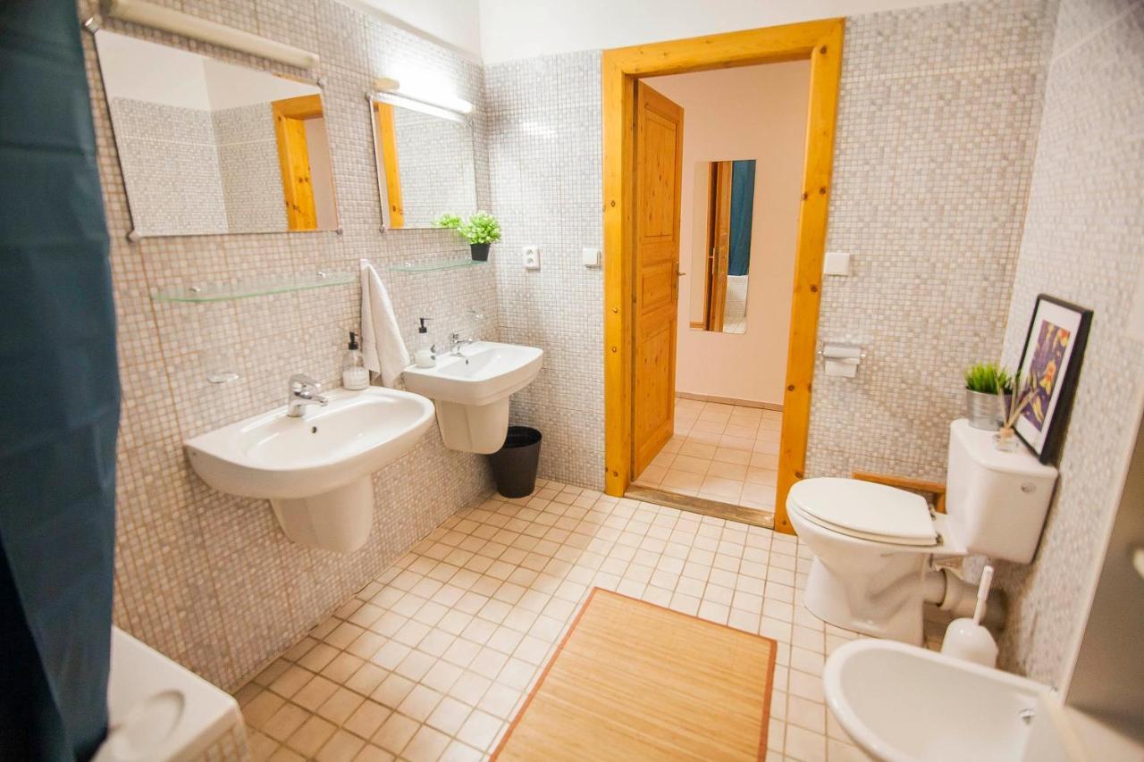 Slavikova Apartment *