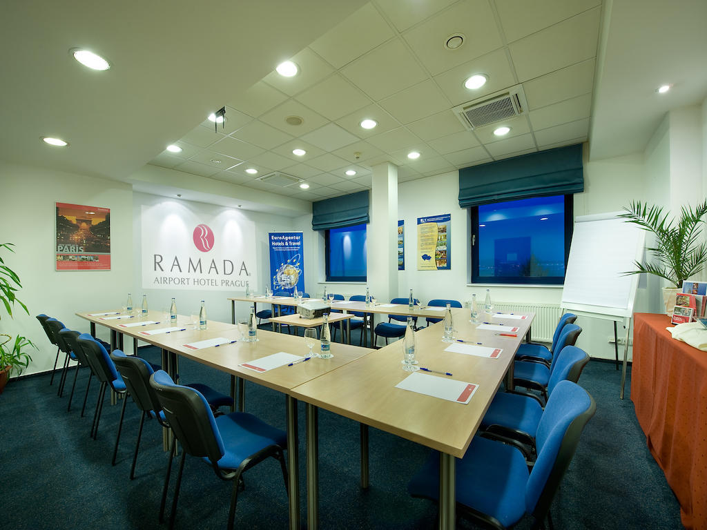 Ramada Airport Otel
