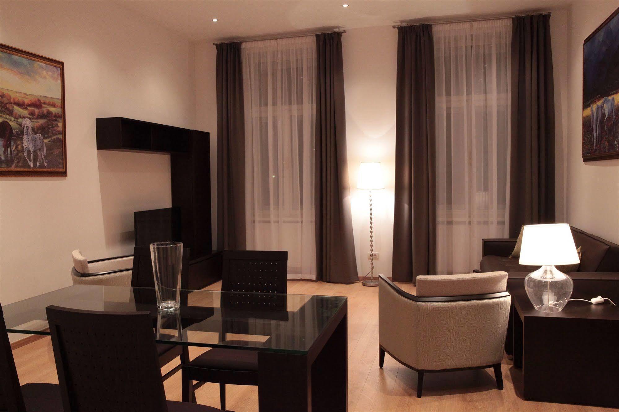 The Palace And 4* Prague