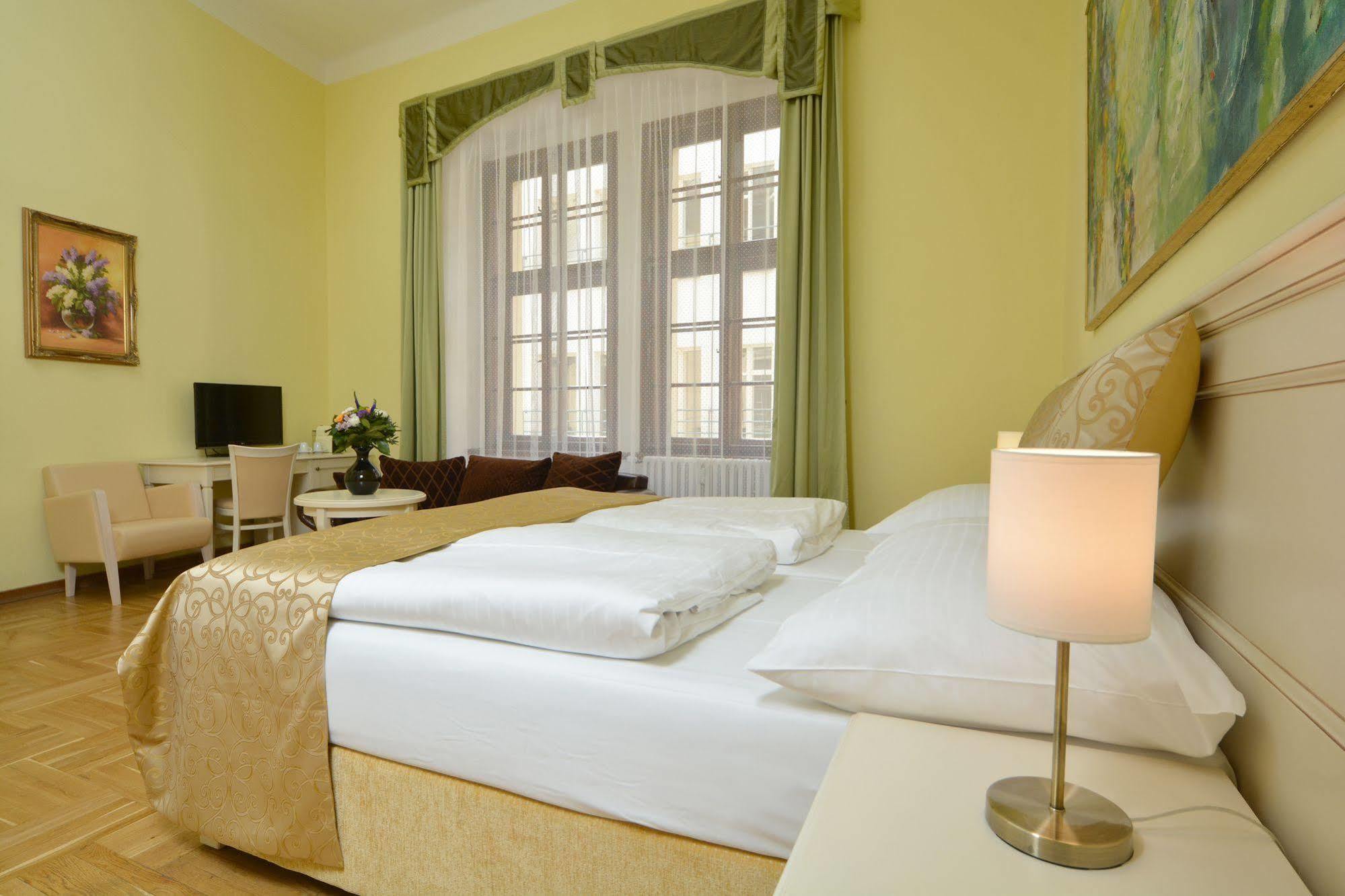 Hotel Royal Ungelt 4*