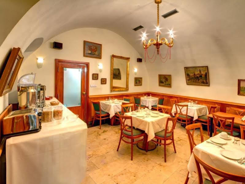 Hotel Clementin 4*