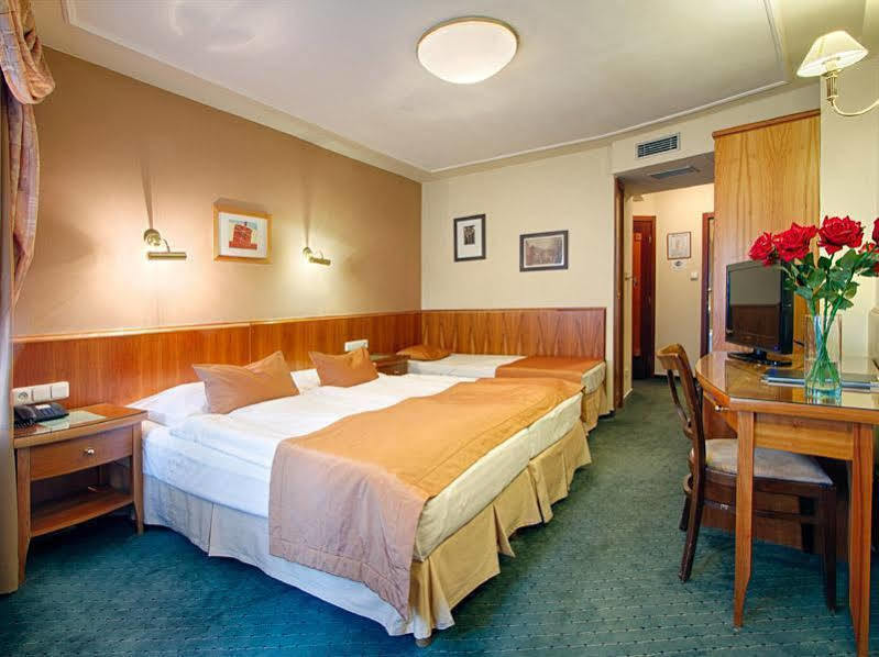 Clementin Hotel
