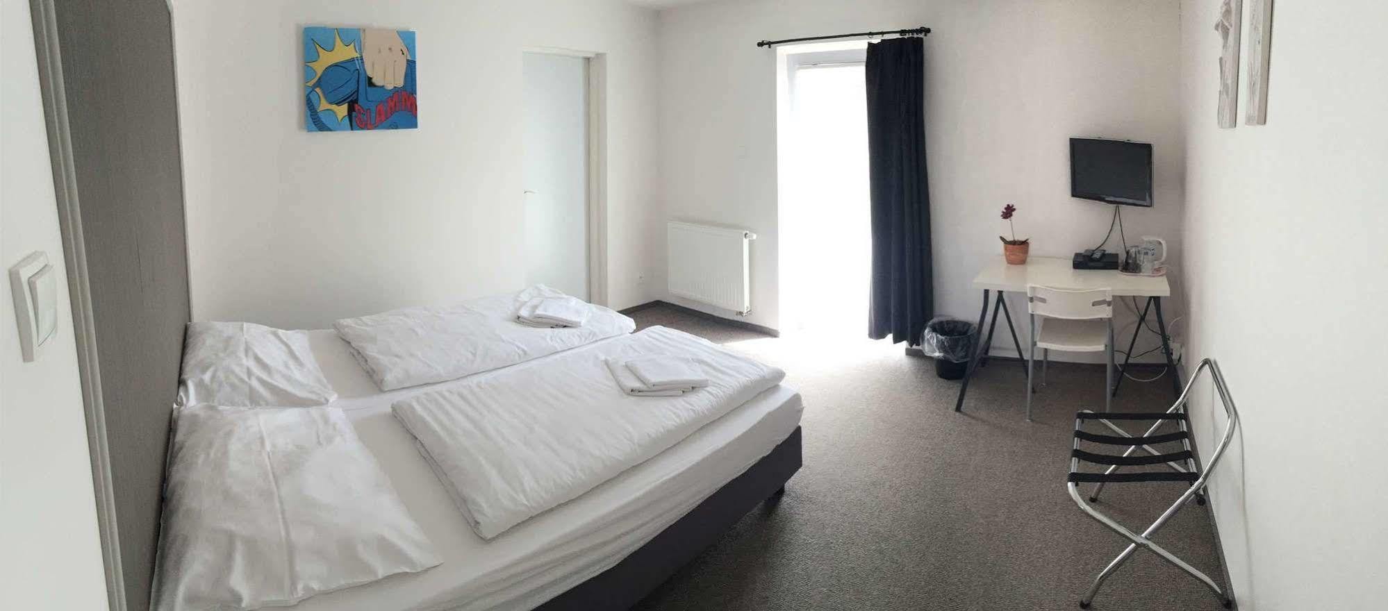 Alt Guest house Prague