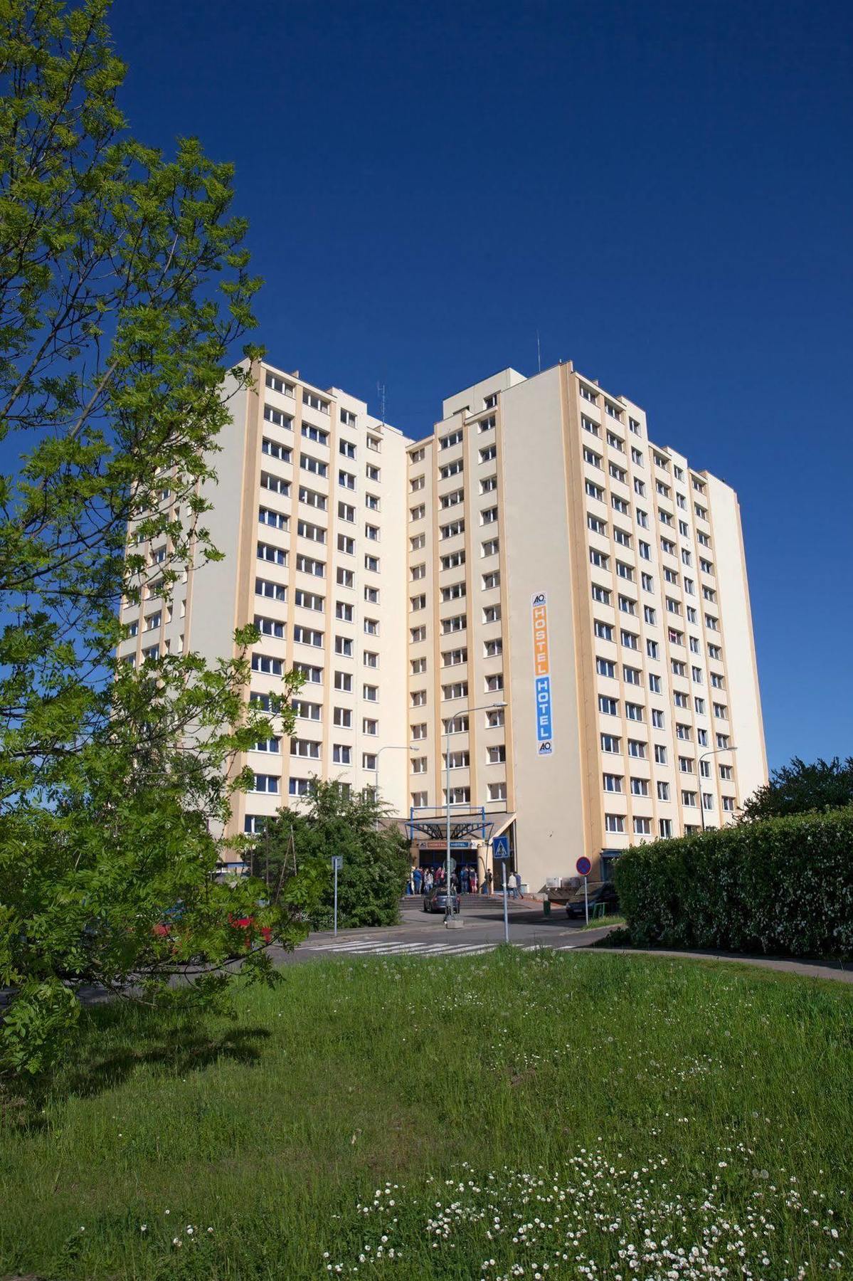 A&o Metro Strizkov Hostel