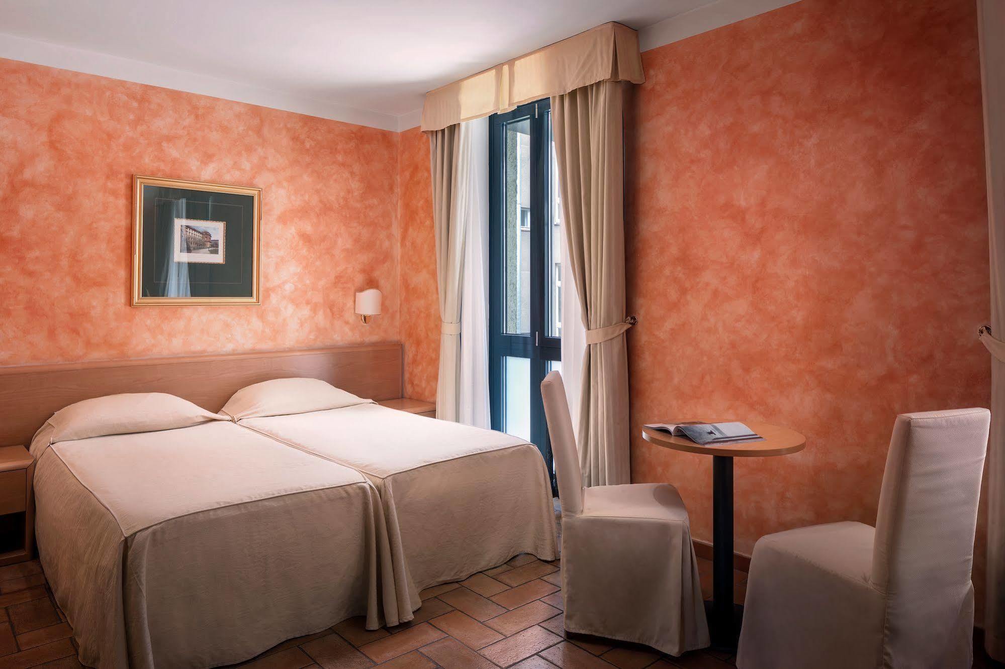Roma Prague