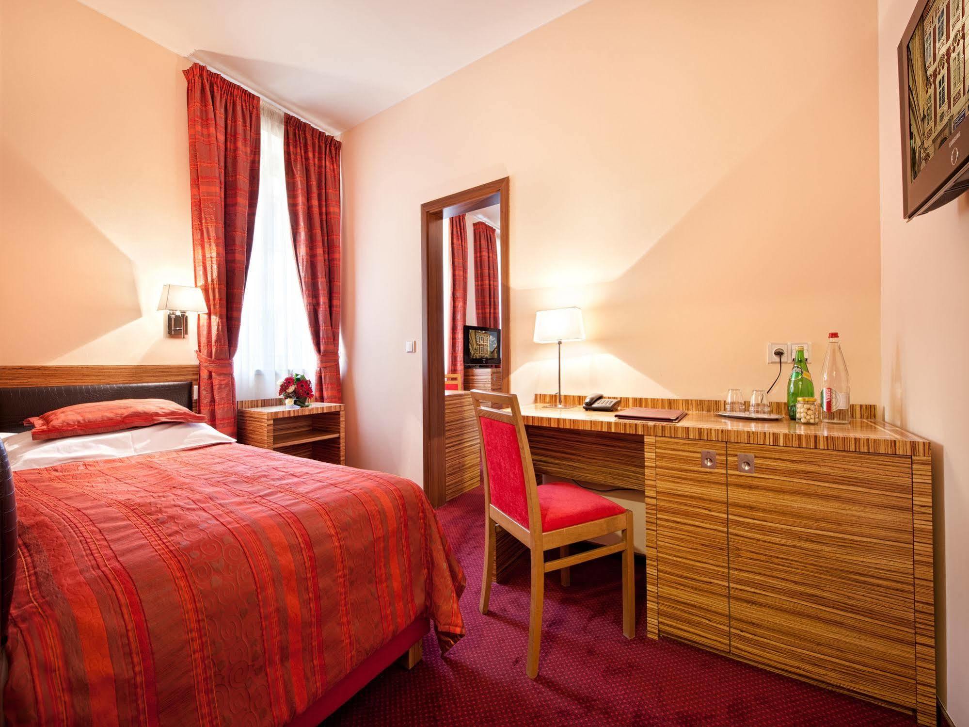 Ea Sonata Hotel Prague