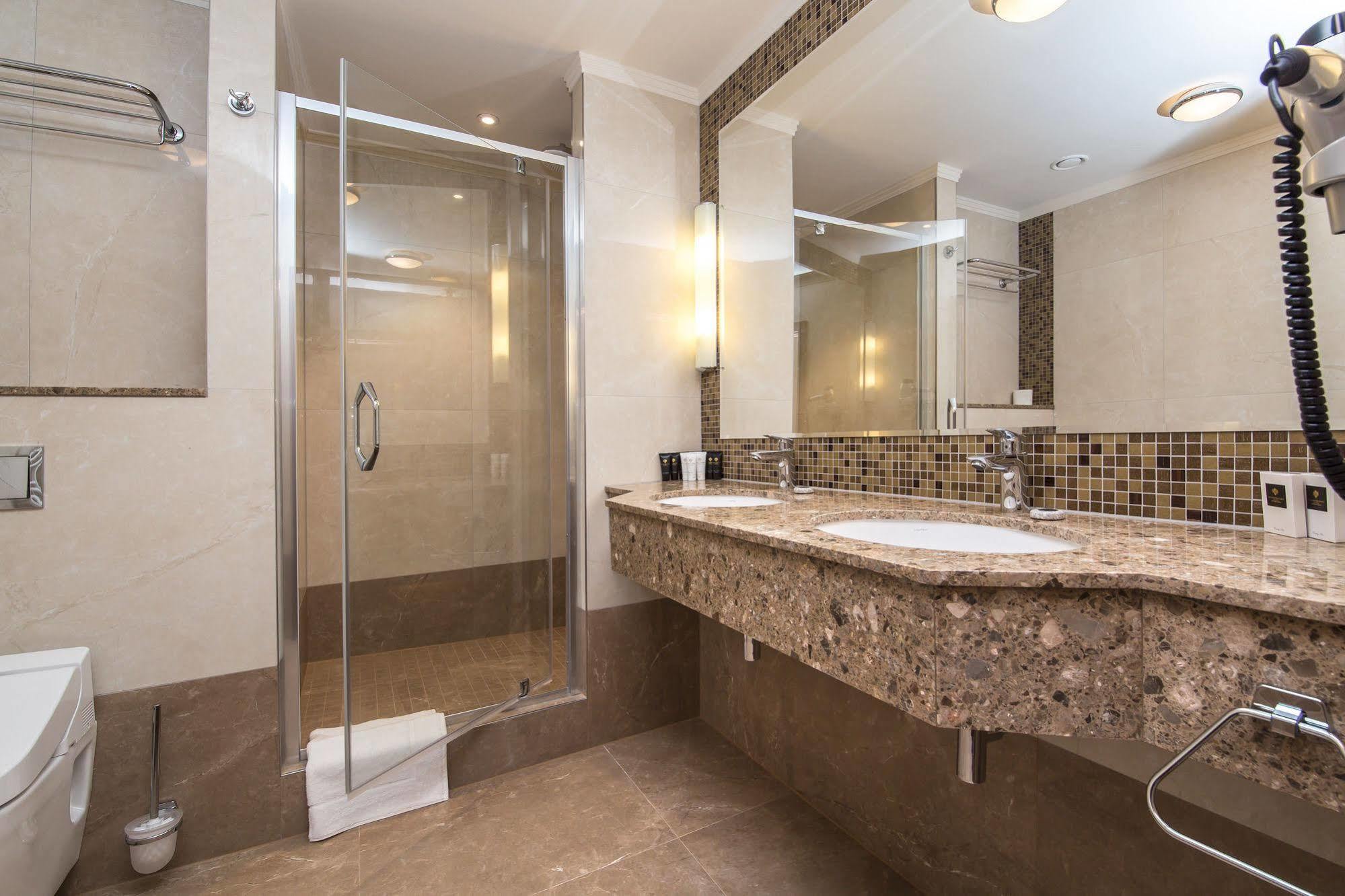 Merchants Crown Suites And Spa 5* Prague