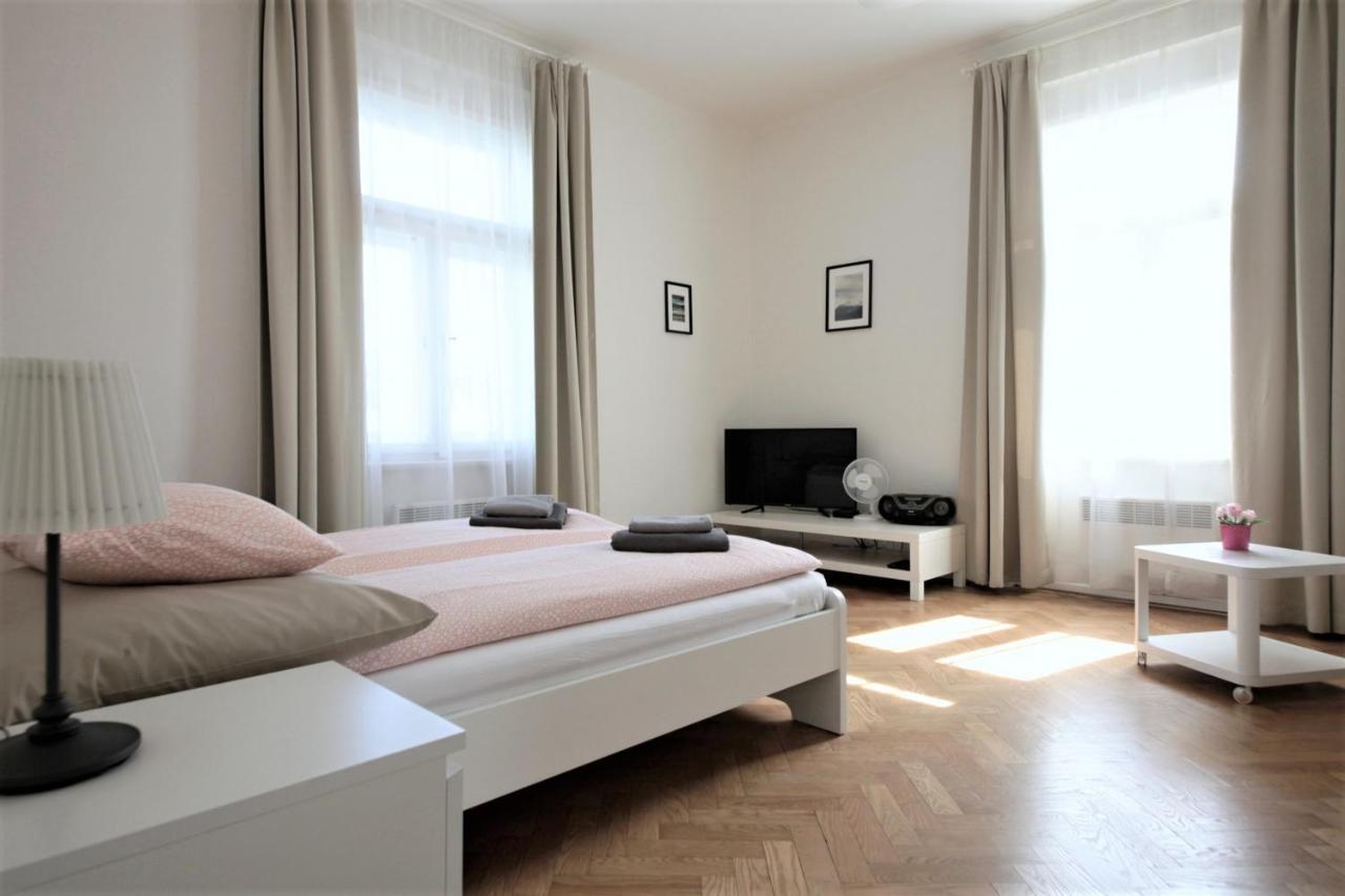 Angel Aparthotel Prague