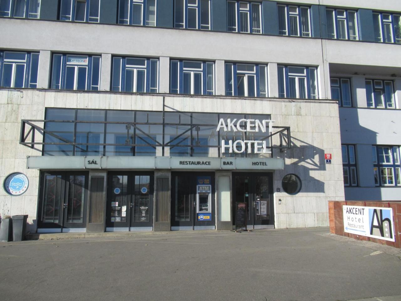 Akcent Hotel 3*