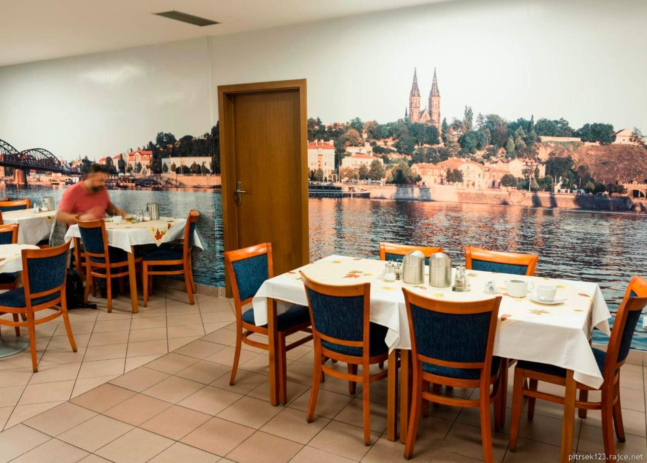 Inos Hotel Praga