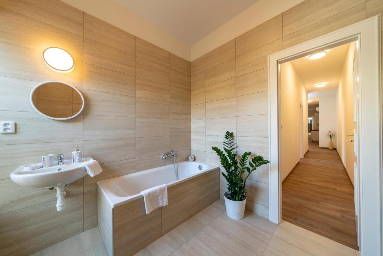 Aparthotel Capital -