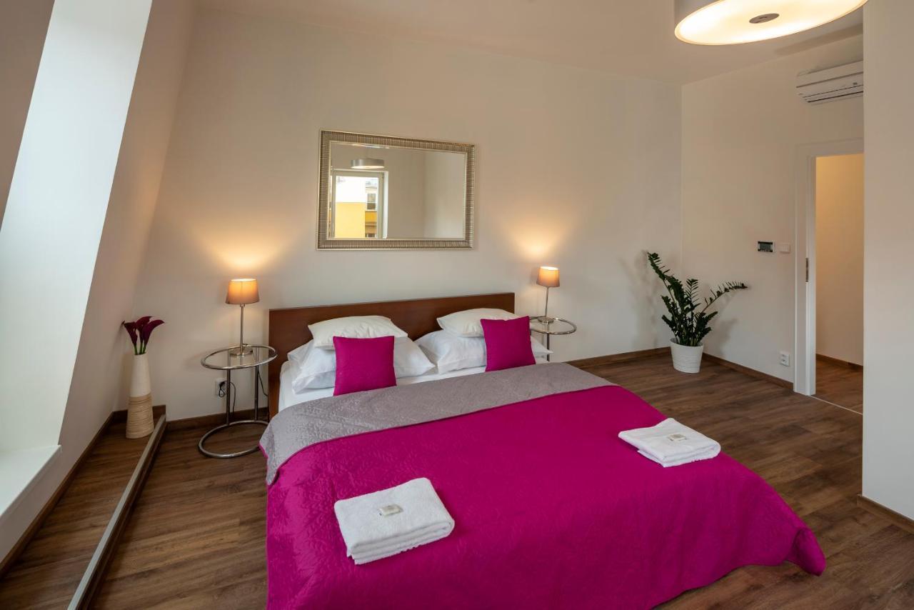 Capital - Aparthotel 4*