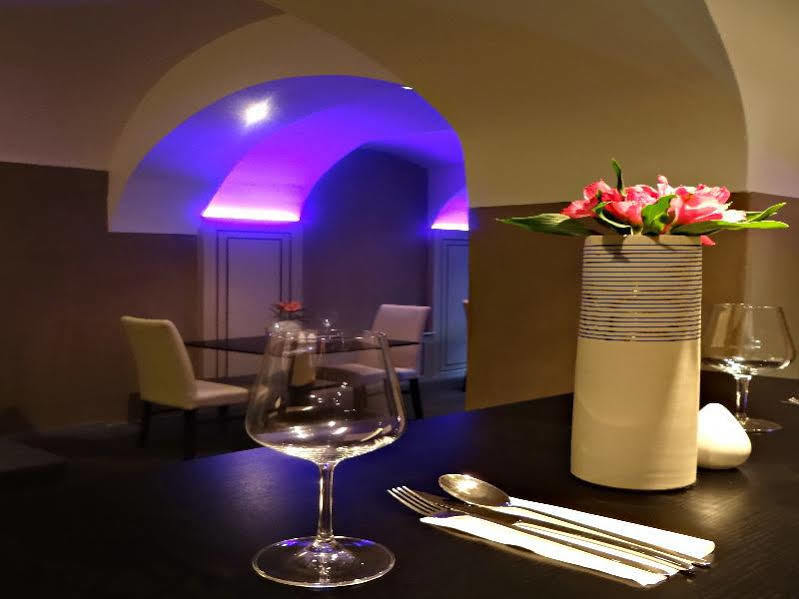 U Krize Hotel