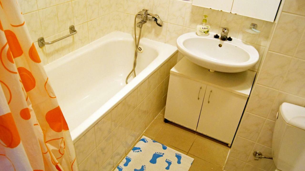 Albergue Km House Cerny Most Praga