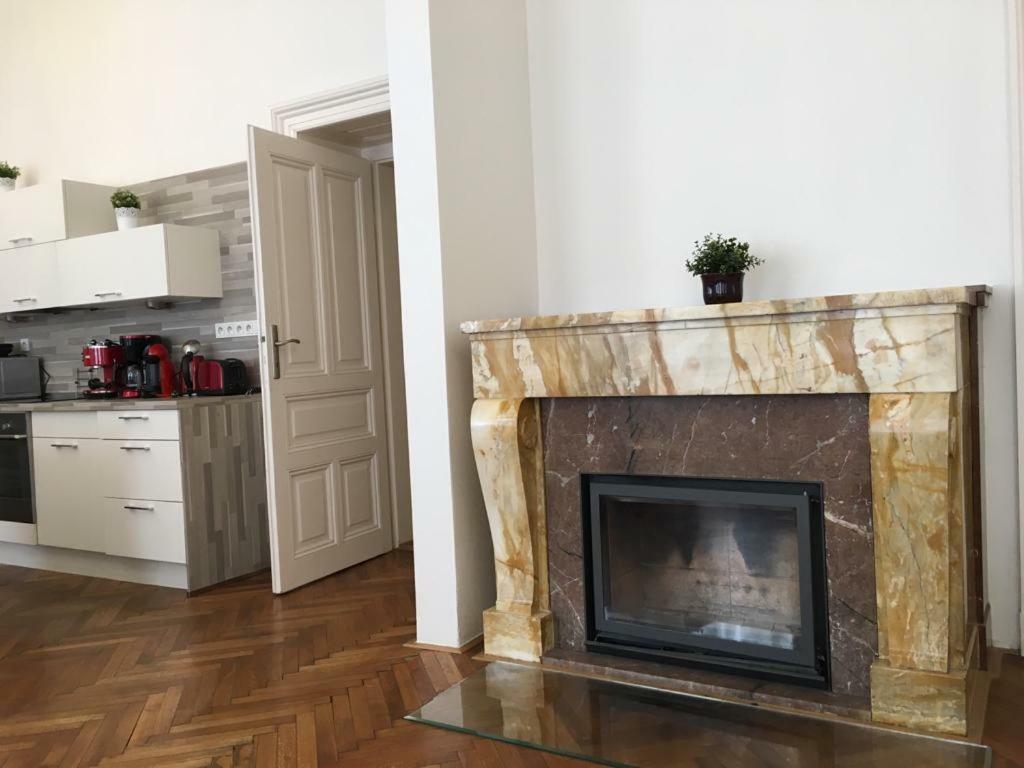 Dusni 2 Old Town Apartment *