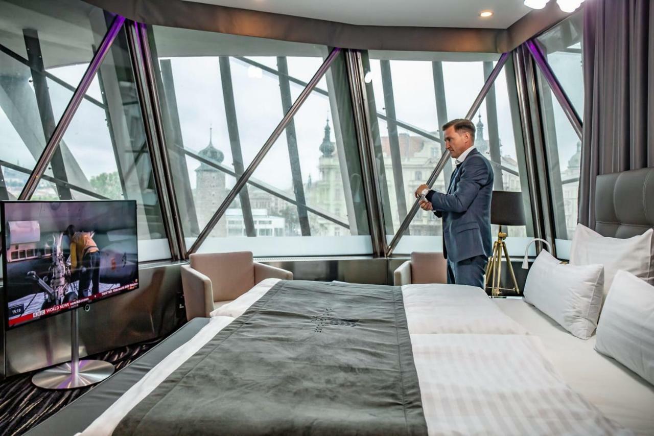 Dancing House - Tancici Dum 4* Prague