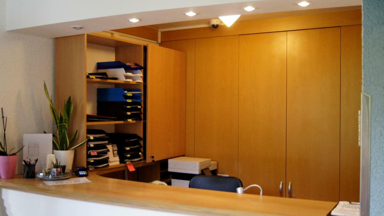 Km House Cerny Most
