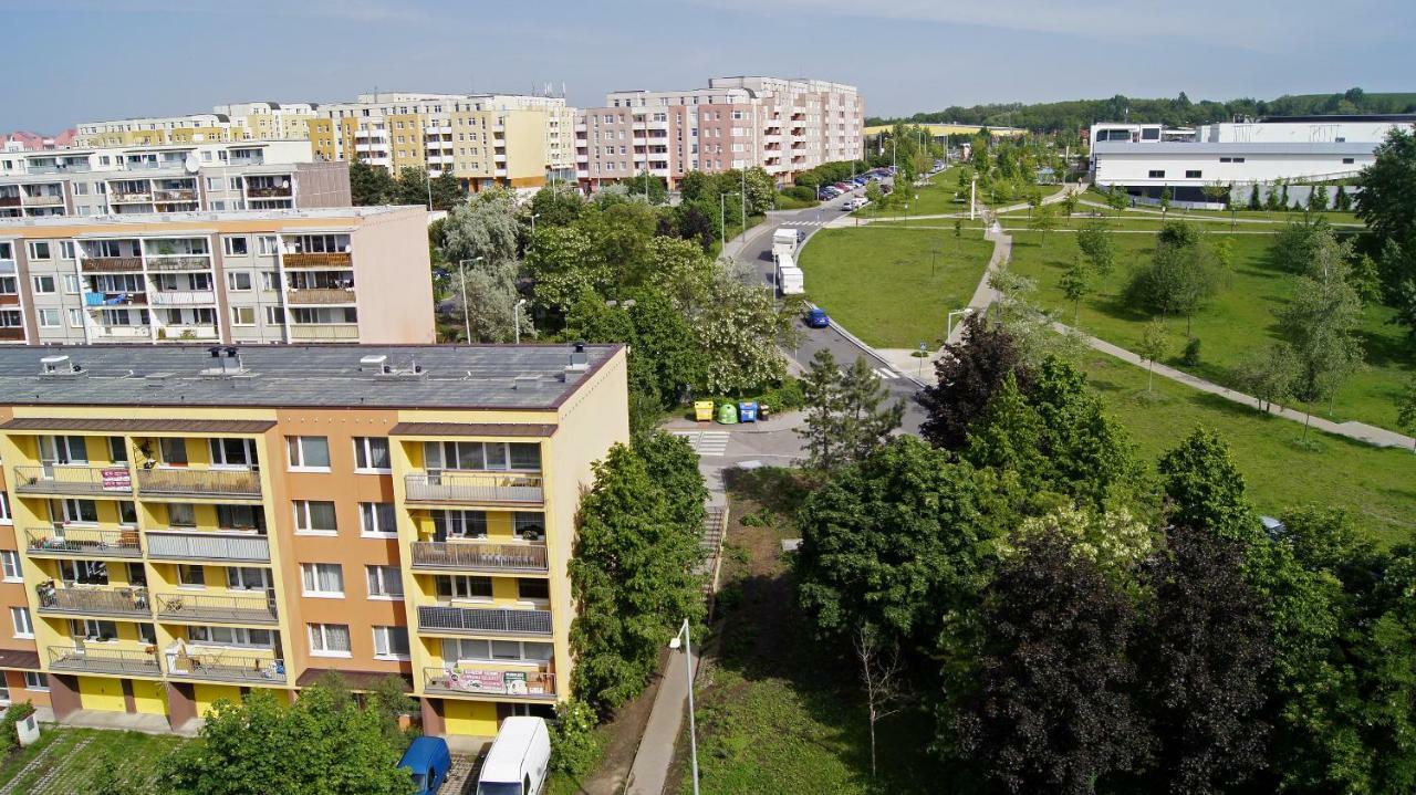 Km House Cerny Most * Praga