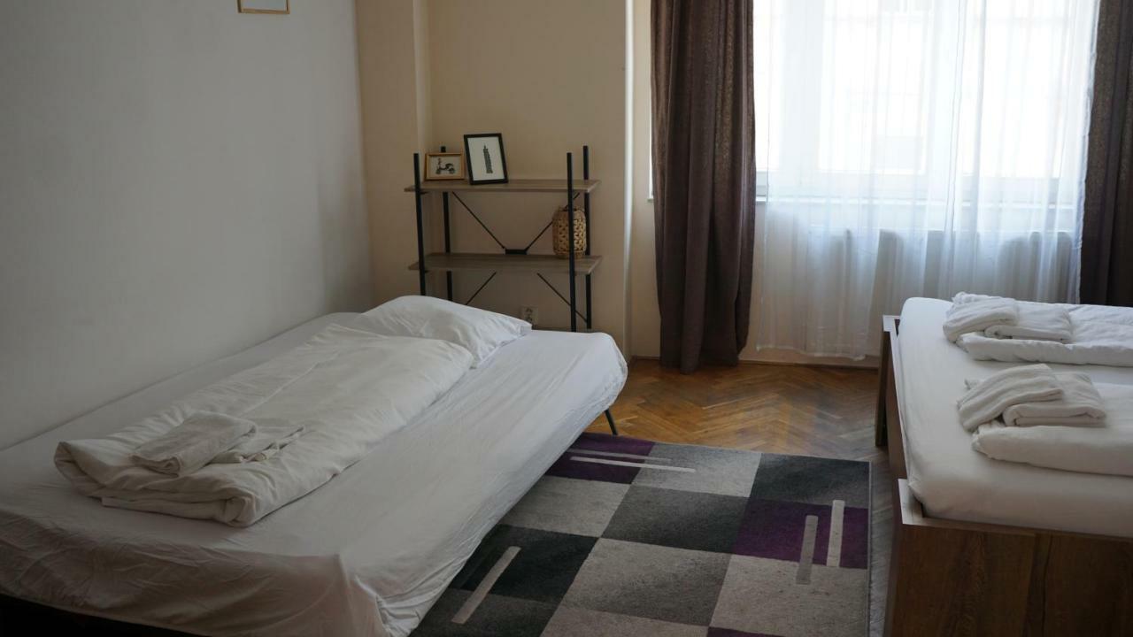 Funci Dancing 6 * Prag