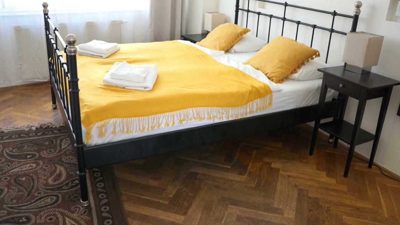 Funci Dancing 6 Apartment Prag