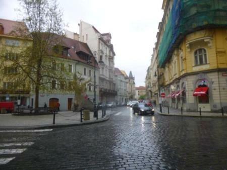 Dlouha * Prague