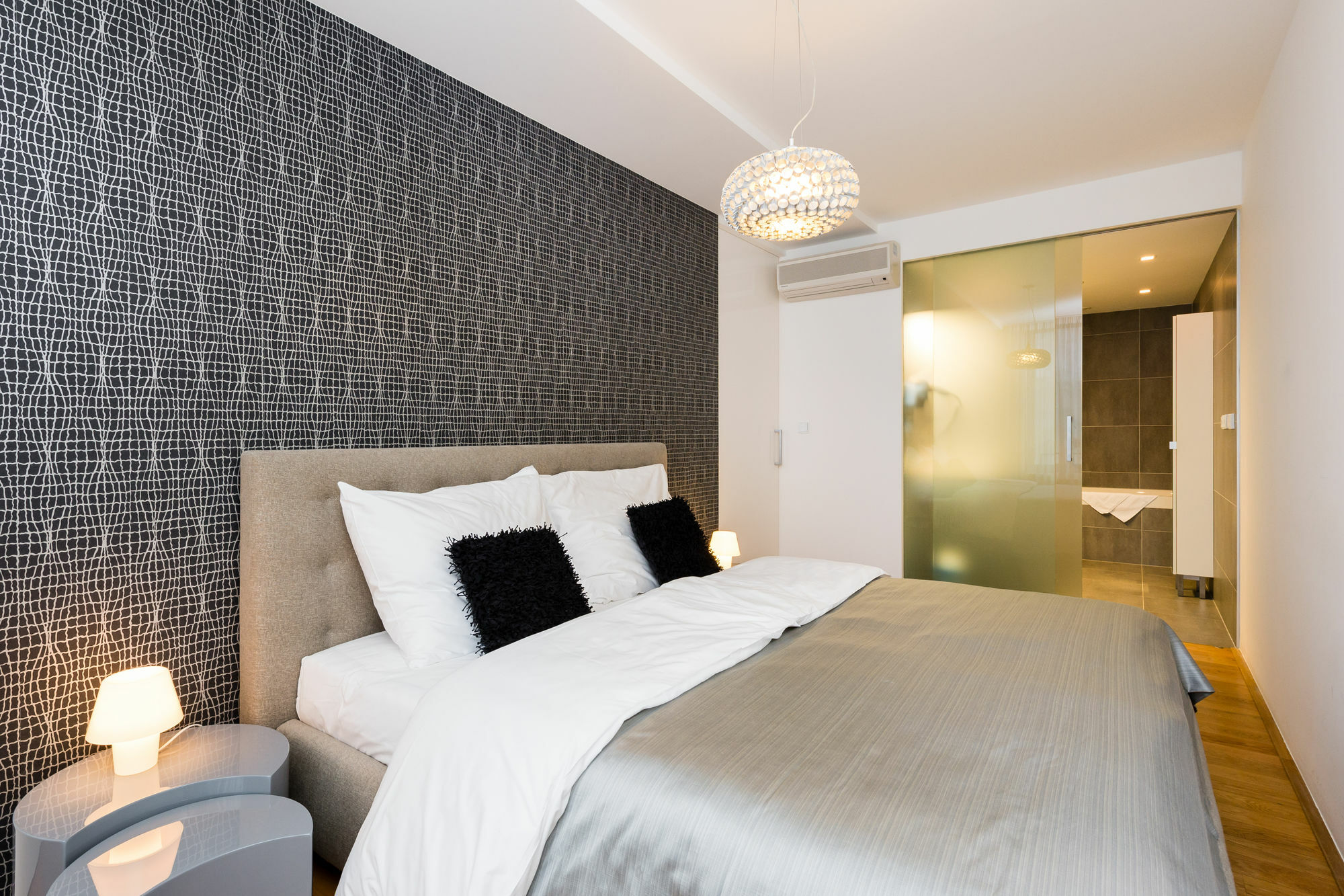 Apart Otel Karlin By Tkc Prag