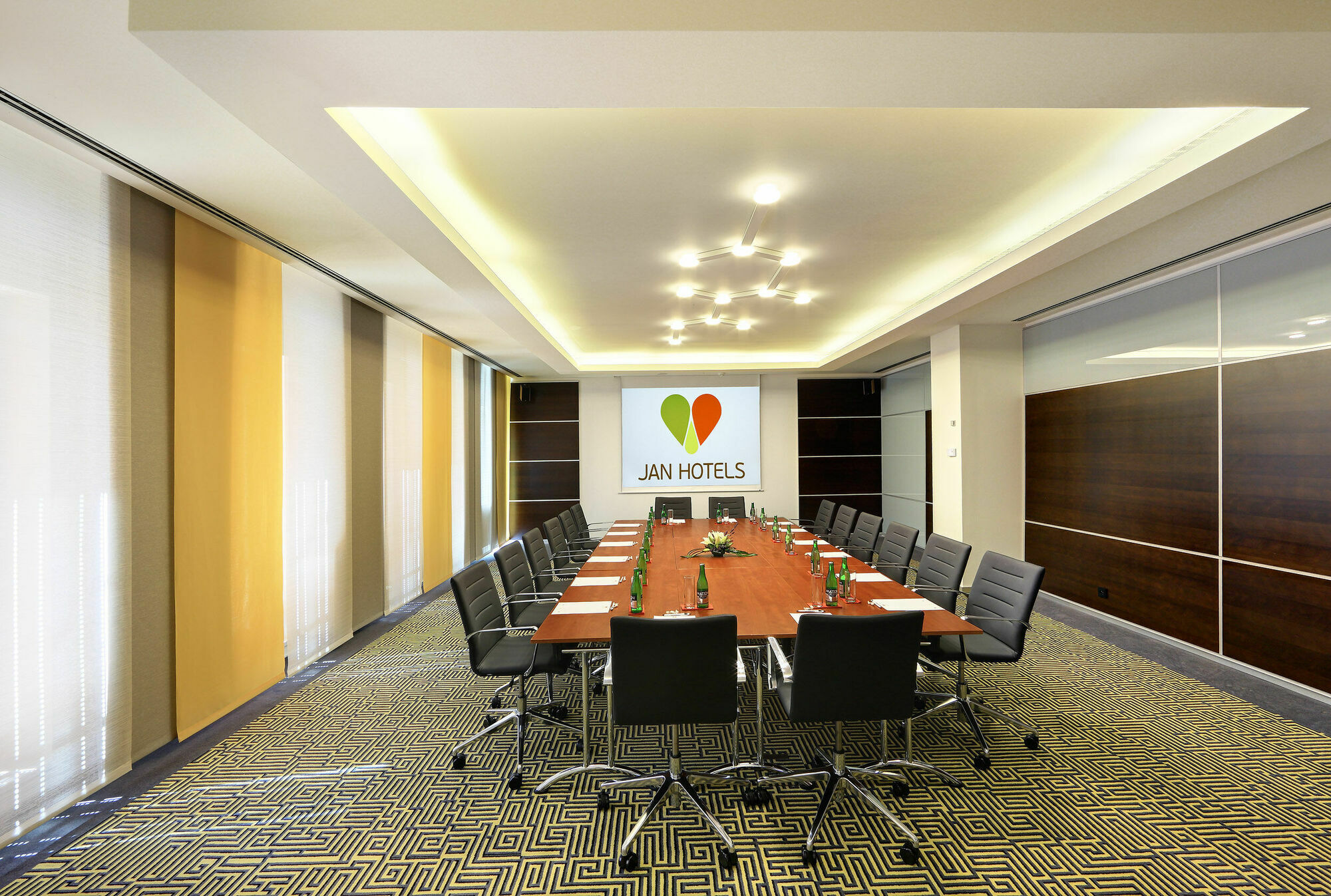Duo Hotel 4*