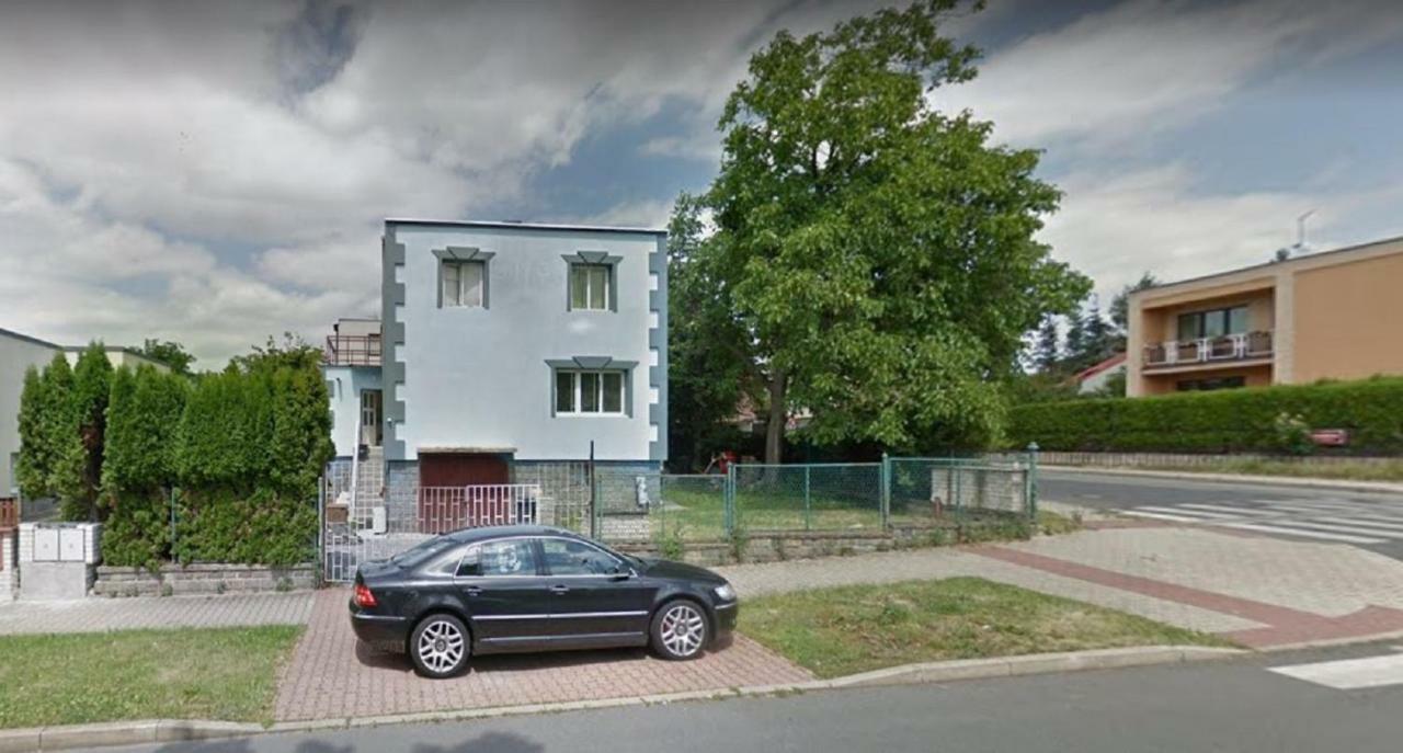 Family House With Parking Casa de férias Praga