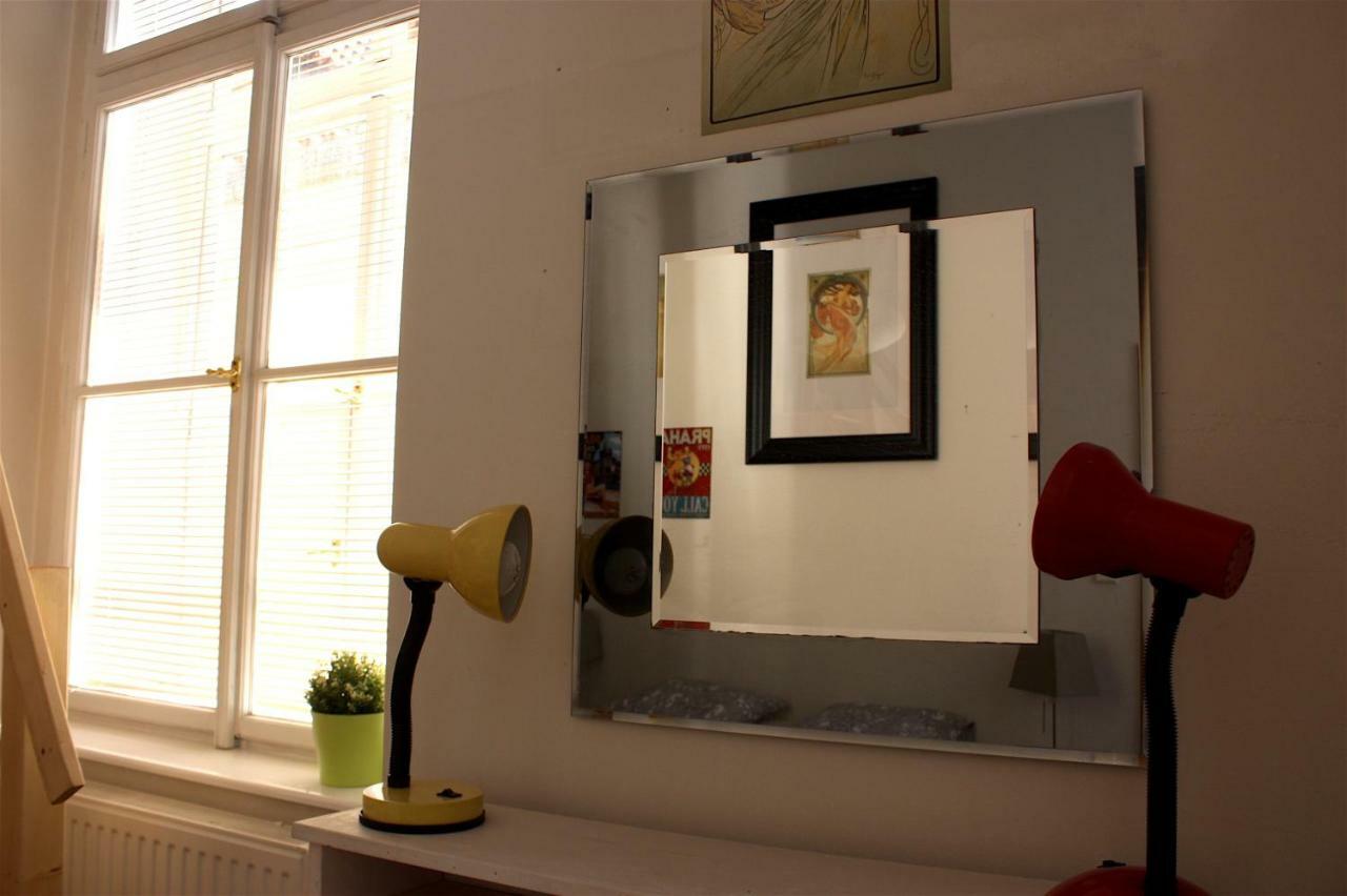 Spacious Charles Bridge Apt In The Heart Of Apartment *