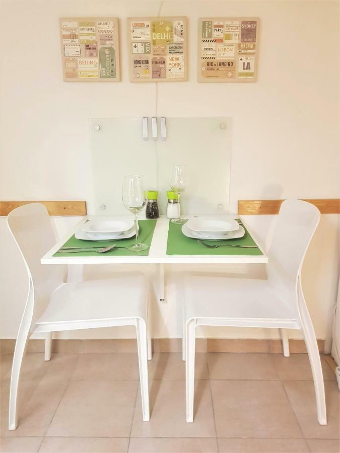 Appartement Cozy With Parking Near Center