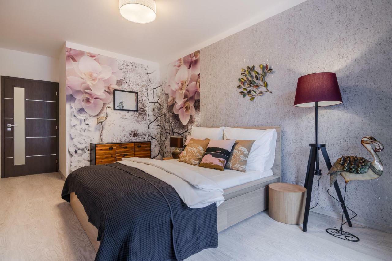Apartment Luxury Parking By Michal&friends *