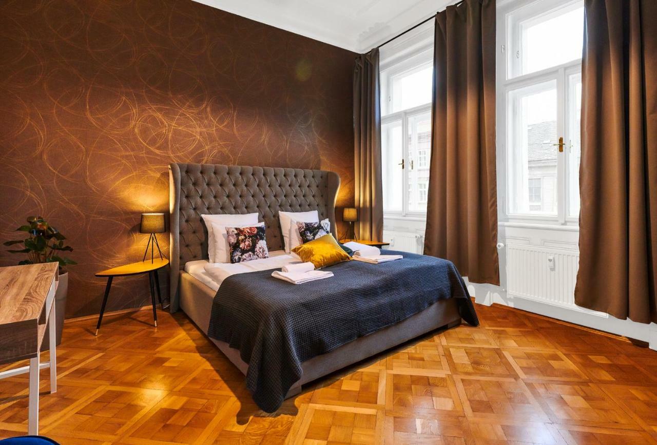 Royal Route Lesser Town Daire Prag