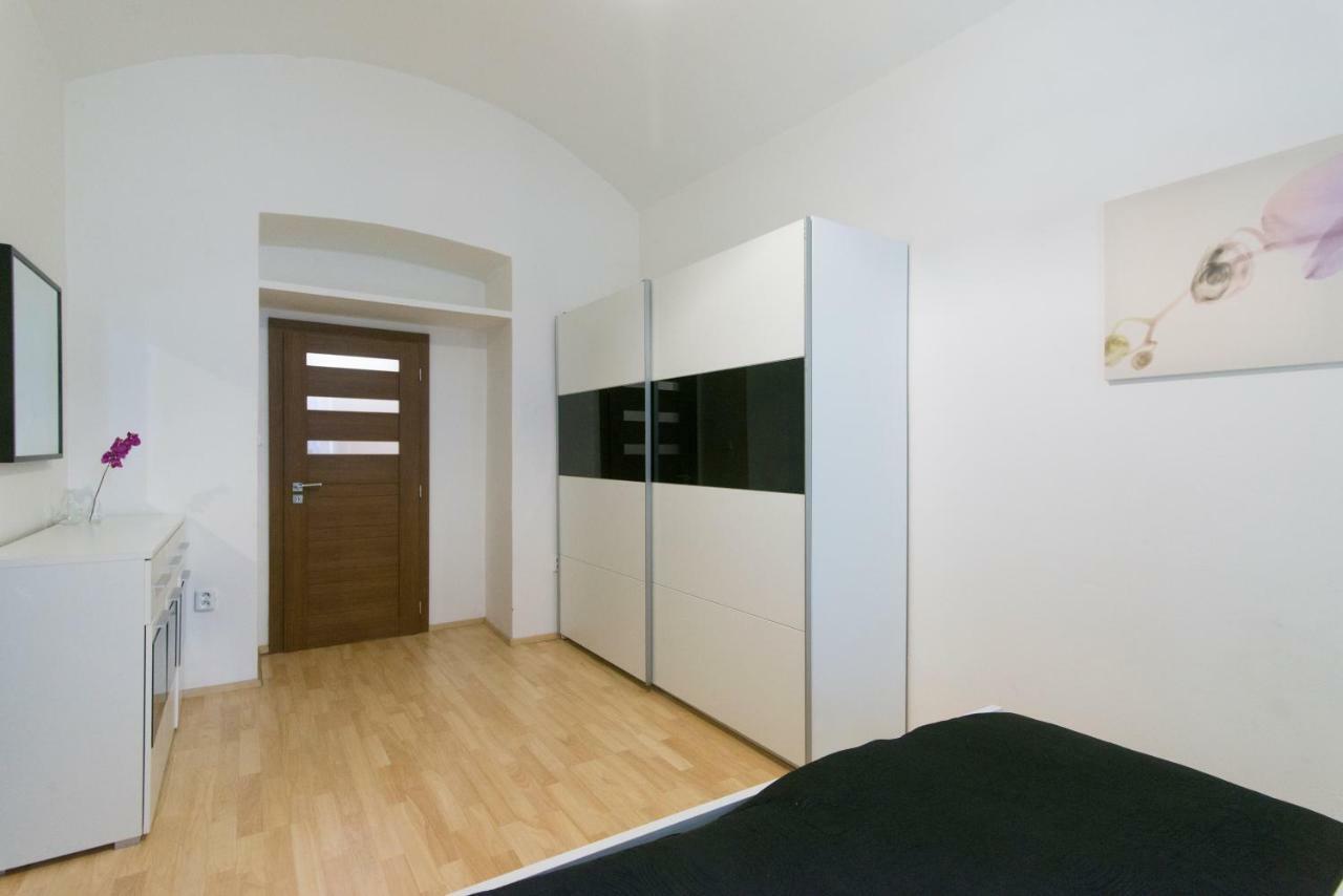Spacious Near Wenceslas Square Apartment