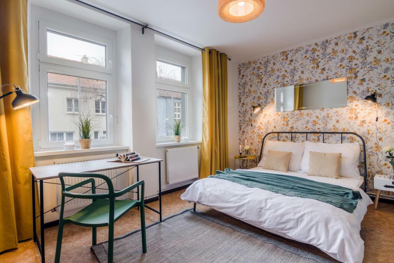 With Sunny Garden By Michal&friends Apartamento *