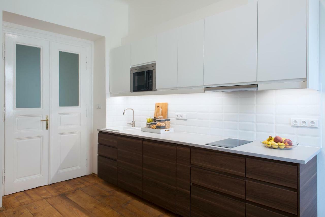 Kent Ridge Loft Apartment Prague